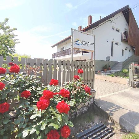 Balaton Apartman Палознак Экстерьер фото