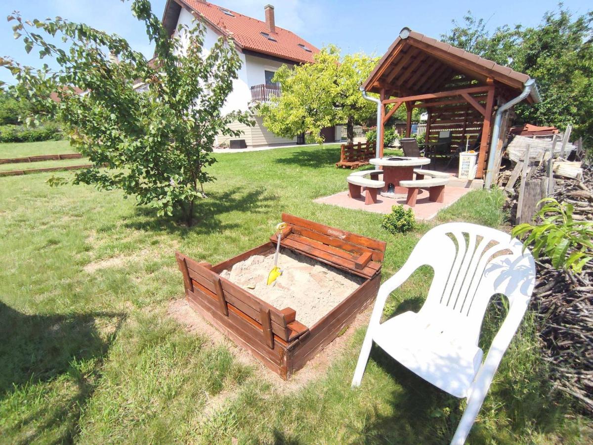 Balaton Apartman Палознак Экстерьер фото